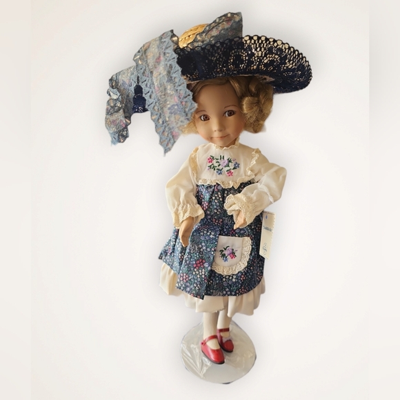 Goldilocks Porcelain Doll by Dianna Effner - Picture 3 of 7